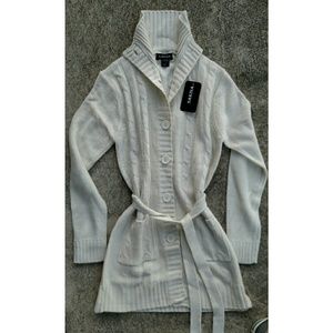 cable knit sweater. Size small